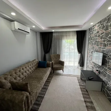 Gardenya Lara ホテル